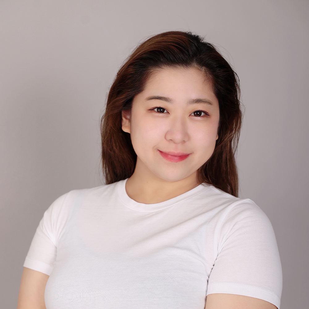 吉田 汐華